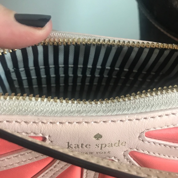 Kate Spade crossbody Handbag - Picture 7 of 8